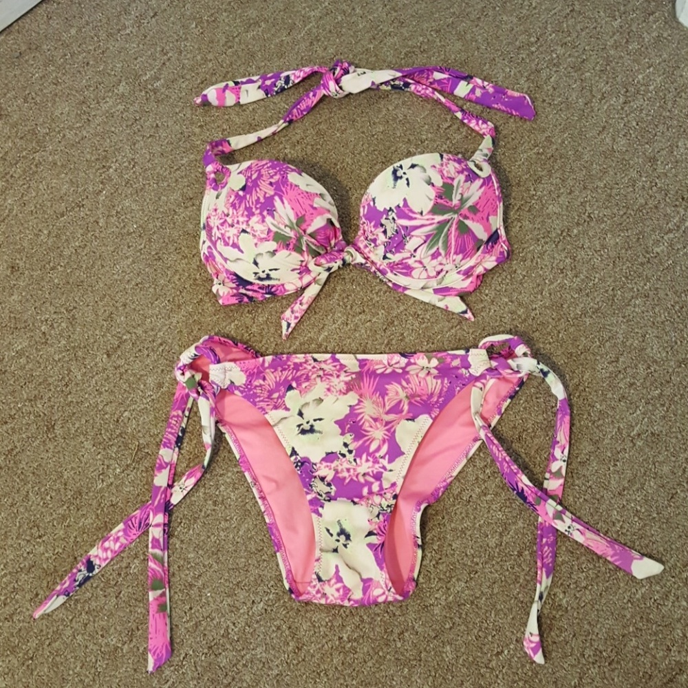 Victorias Secret Bikini (full set)