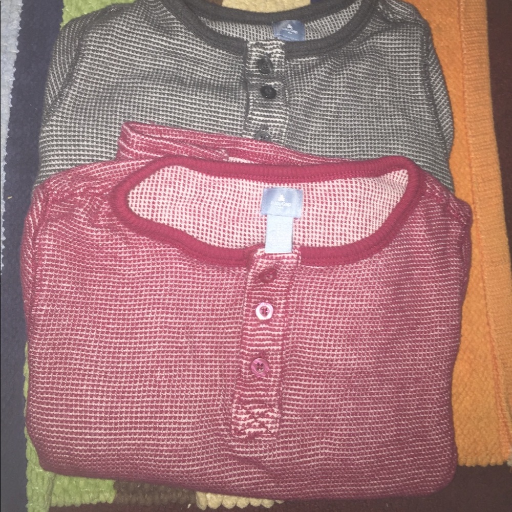 Gap long sleeve thermal shirts