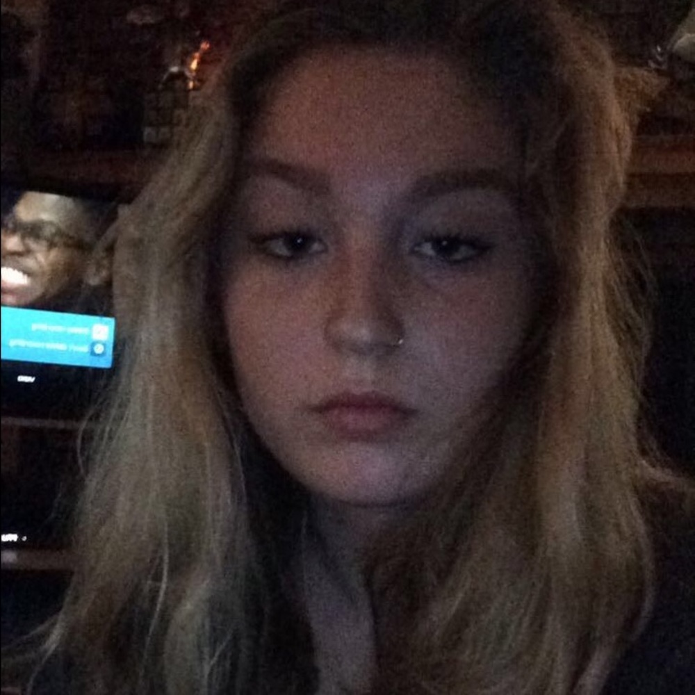 Meet your Posher, Abby