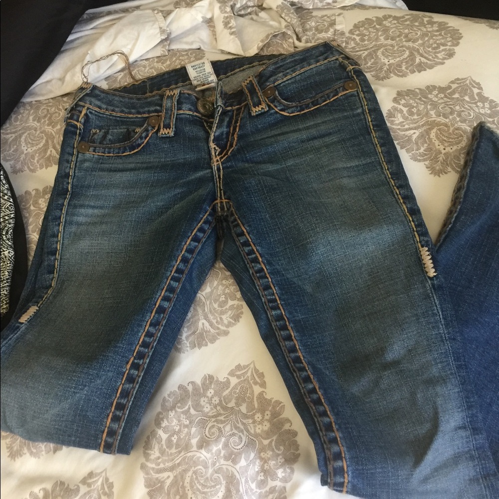 Worn few times good condition TRUE RELIGION JEANS
