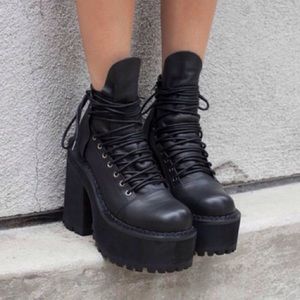 Unif thrash boots