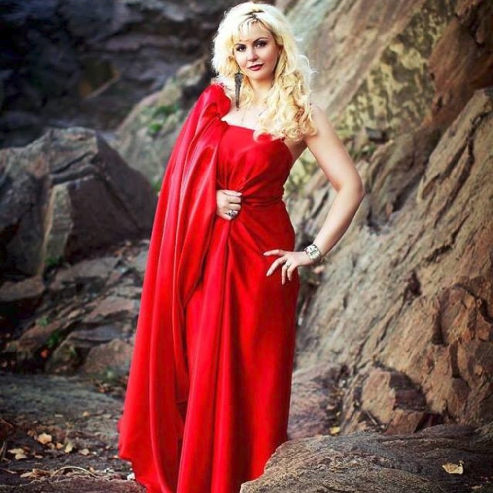 Meet your Posher, Zoia Love fashion, trends,brands