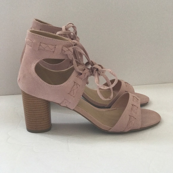 1 left!! PRICE FIRM Wrap Ankle Circle Block Heel - Picture 2 of 8