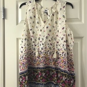 Old navy blouse 🎉 bonus, read description