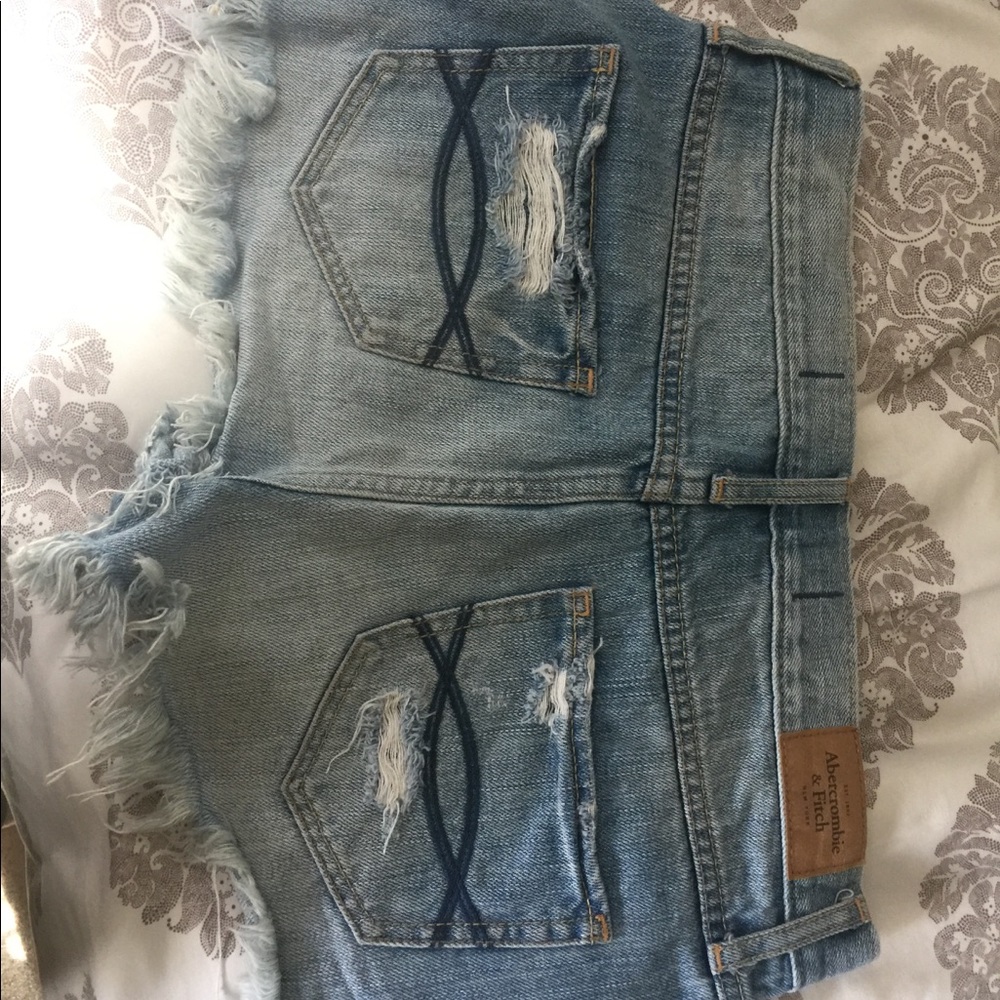 Cute high waisted beaded shorts