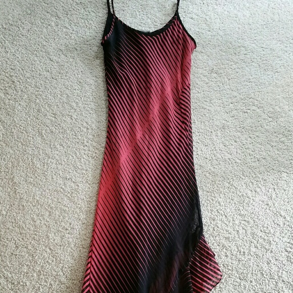 đź’•VINTAGE Ruffled Dress Pink Black - Picture 2 of 7