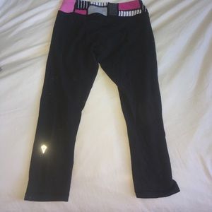 size 12 fits like lululemon size 2 cropped legging