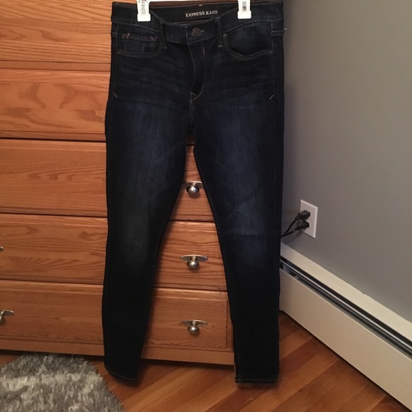 Express Jeans - Picture 1 of 2