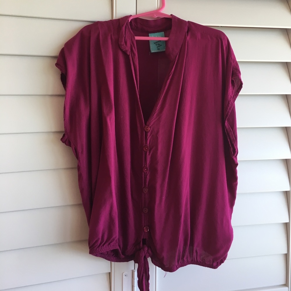 H.I.P. Magenta tie top