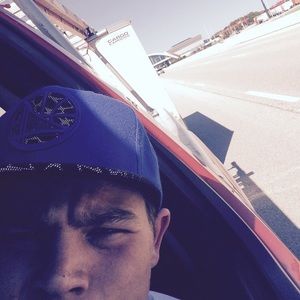 Meet your Posher, Aaron