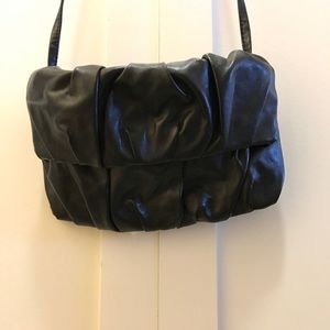 Ruffle crossbody bag