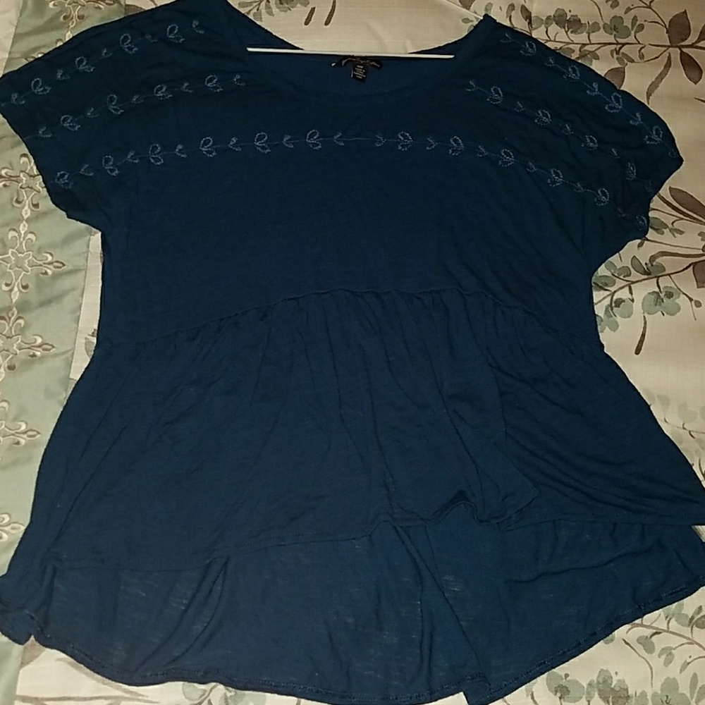American eagle top