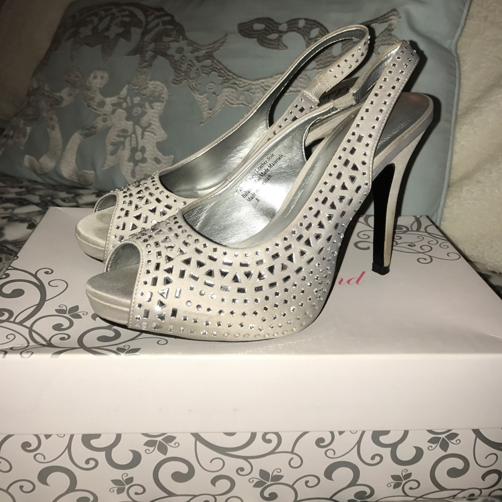 Bedazzled/Fancy High heels