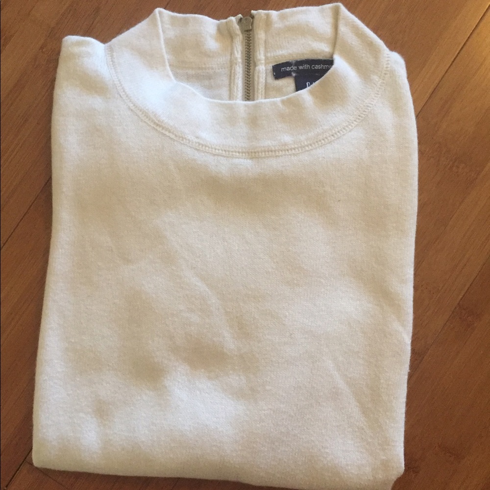 GAP Mock-neck sweater