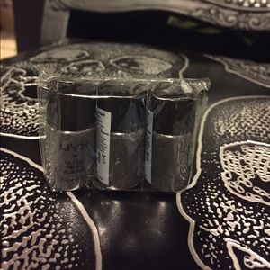 NYX Ultra Pearl Pigment 3 Pack in Black Pearl