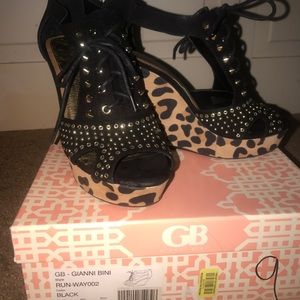 Gianni Bini leopard studded wedges
