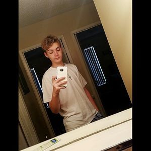 Meet your Posher, Skyler