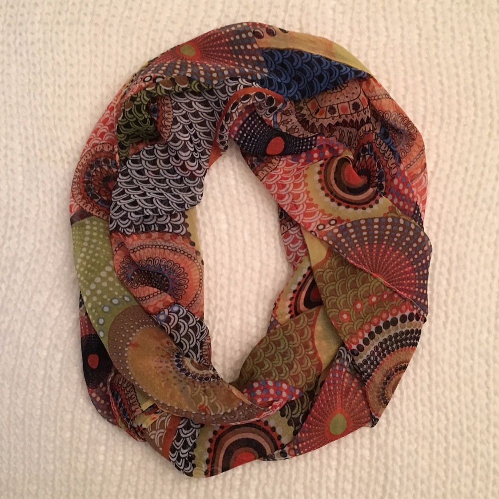 Scarf - Picture 6 of 7