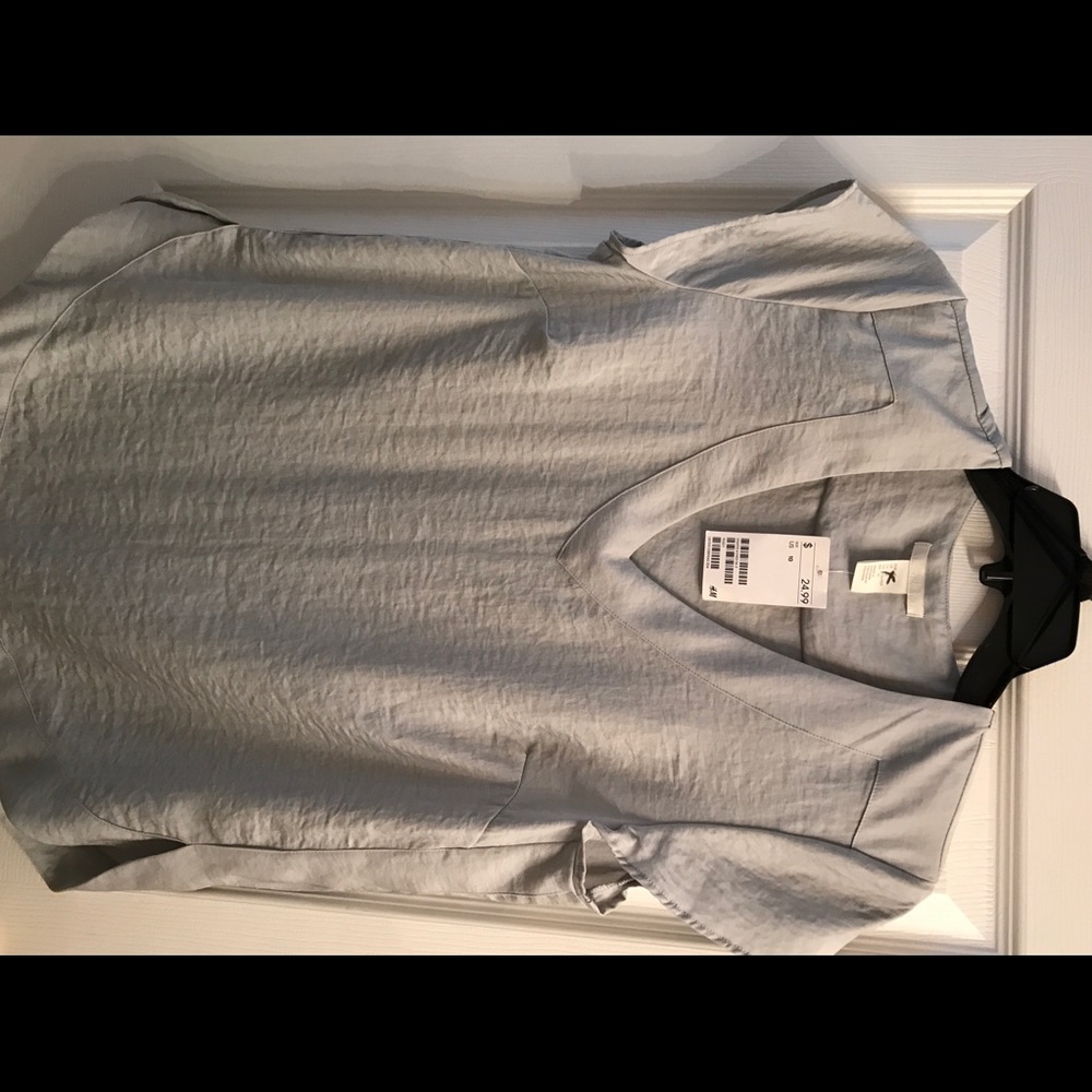 NWT H&M Grey Blouse