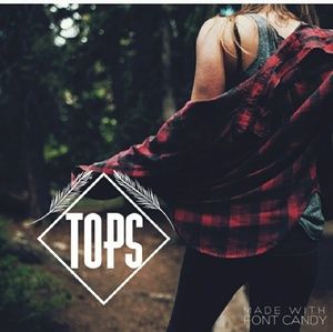 TOPS 🎀OFFERS ACCEPTED AND SAVE 25% ON BUNDLES 🎀