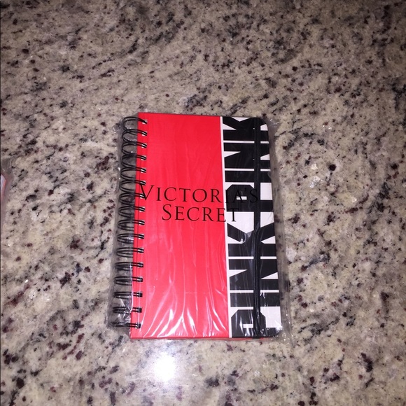 victoria secret planner #2 - Picture 2 of 3