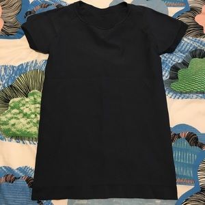 Oiselle sample tee