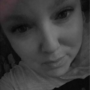 Meet your Posher, Tabitha