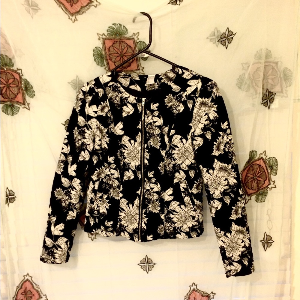 Divided floral blazer