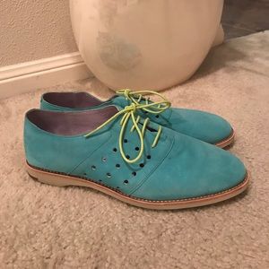 Johnston & Murphy Perforated Oxfords