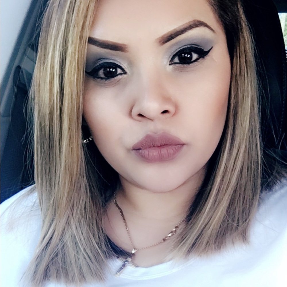 Meet your Posher, Erika