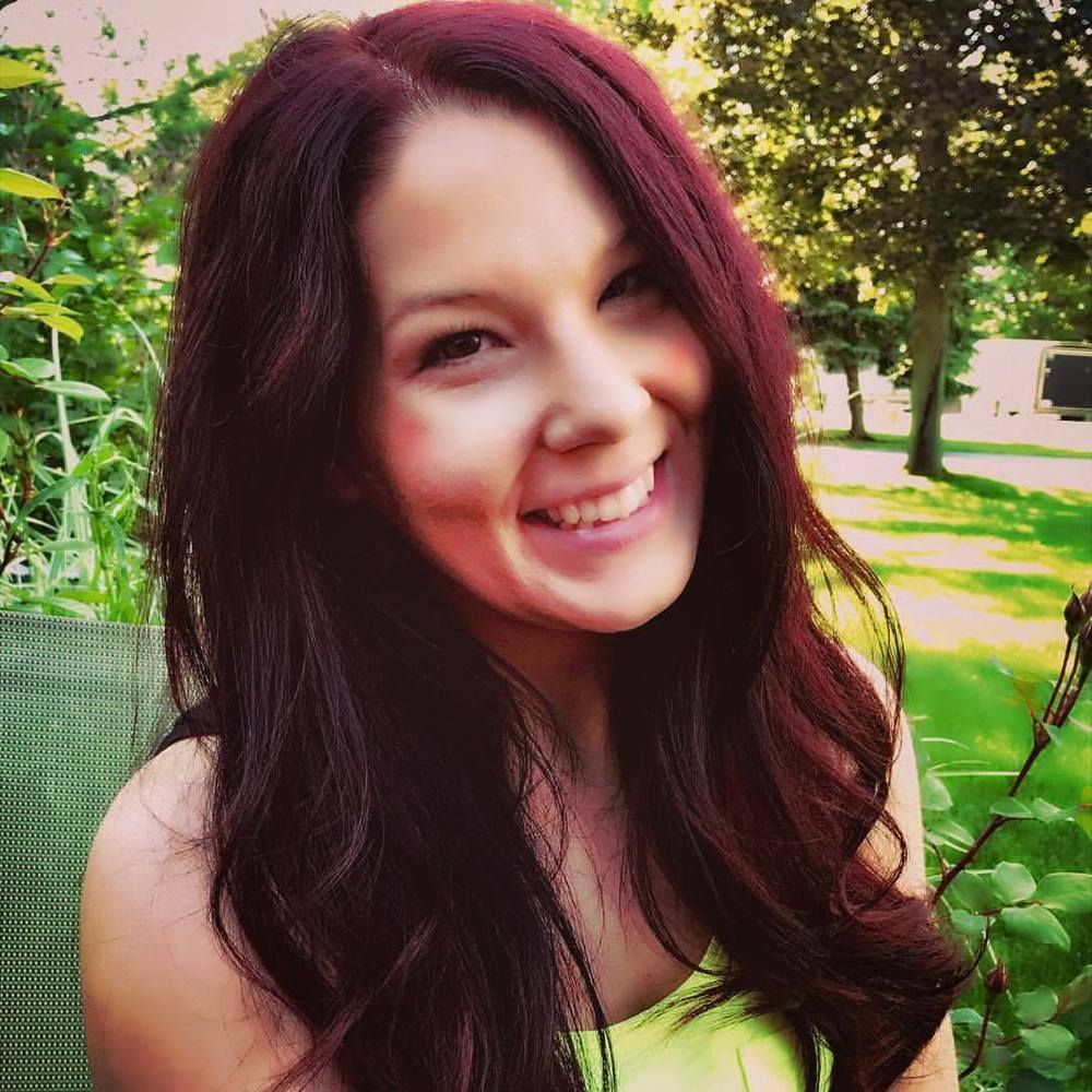 Meet your Posher, Stephanie