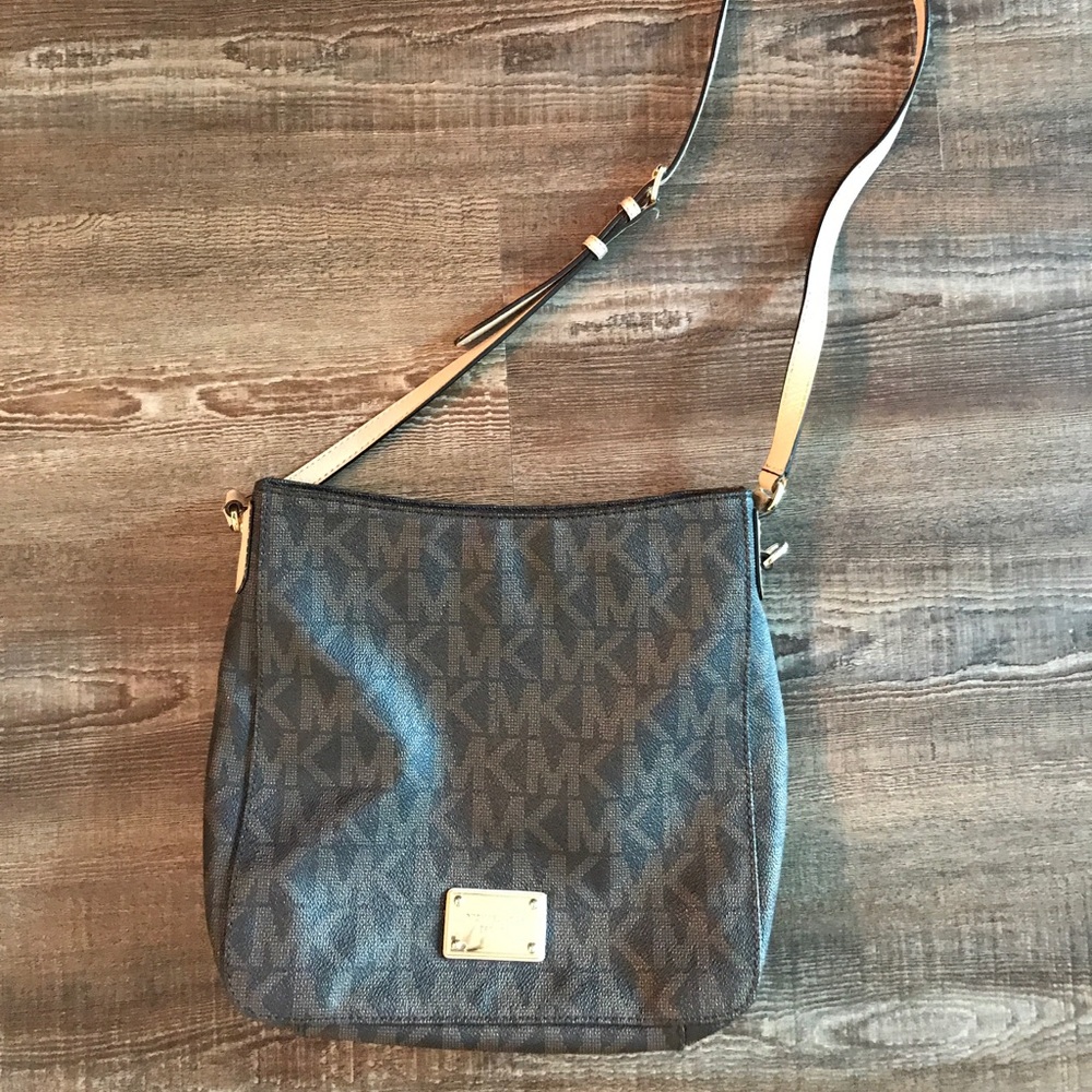 Michael Kors Crossbody MJ Logo Handbag