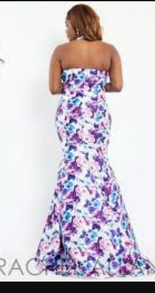 Rachel Allan #7830 - Picture 2 of 6