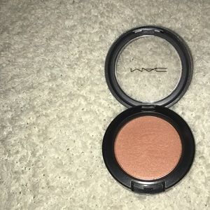 MAC Cosmetics Blush