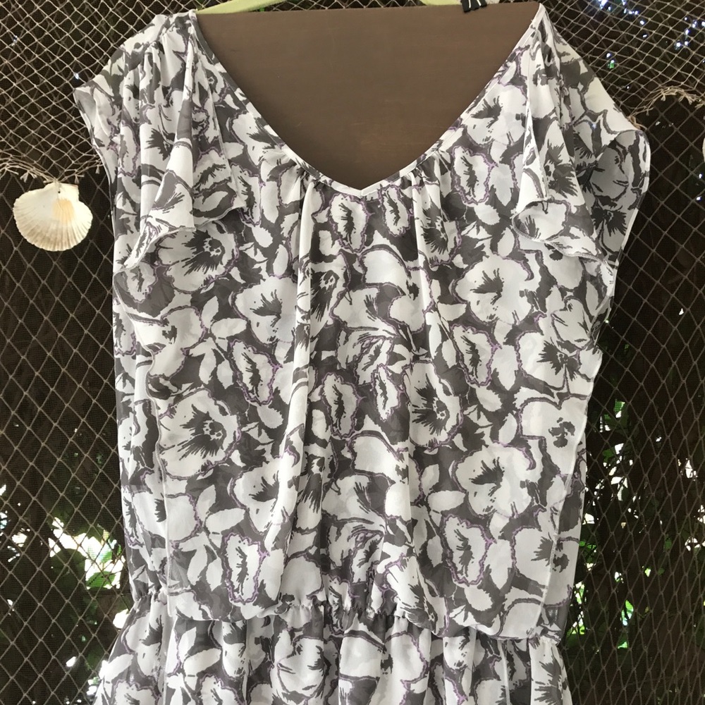 Box 3- Flutter sleeve top from the Loft