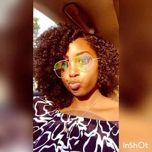 Meet your Posher, Isis