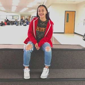 Meet your Posher, Daphnie