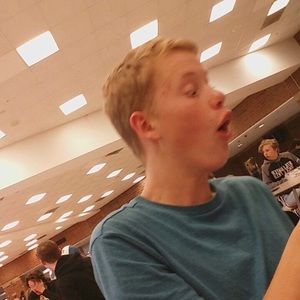 Meet your Posher, Ethan