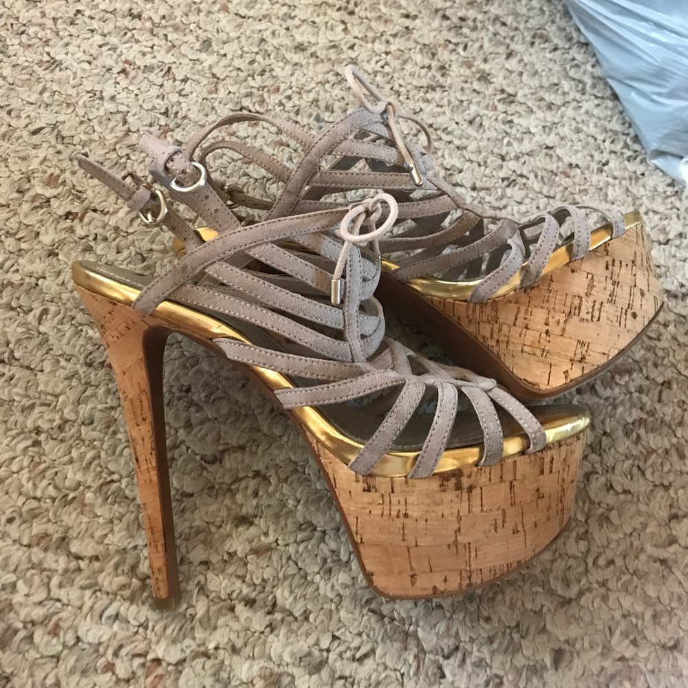 WILD pair Pink heels