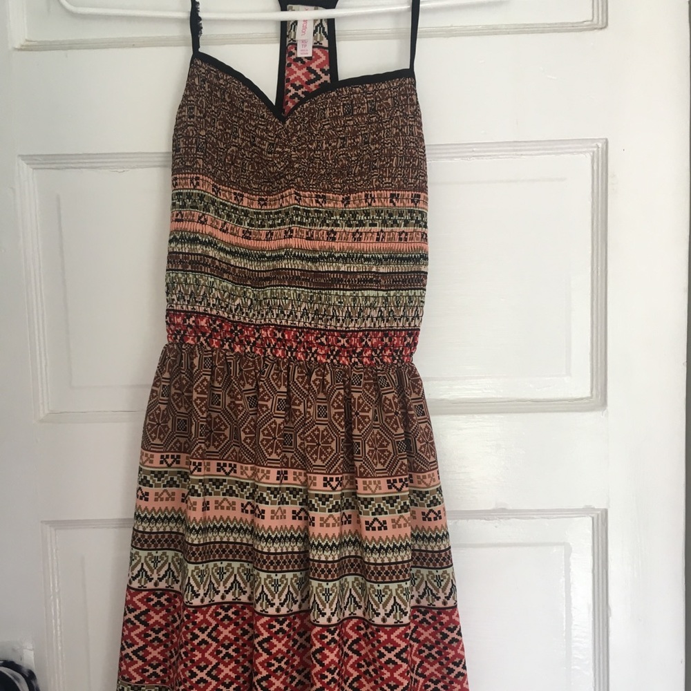 Geometric tribal print dress- w/pockets!