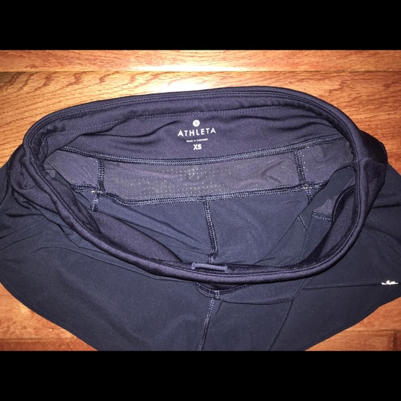 ***SOLD*** Athleta shorts - Picture 3 of 3