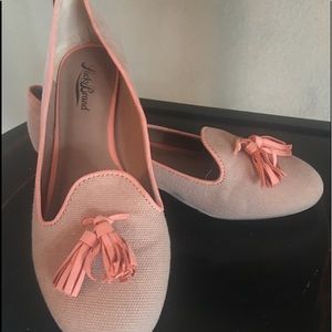 Lucky Brand shoe tan w. Peach accent small heel