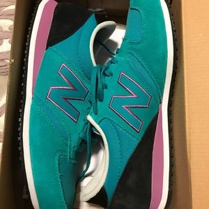 New balance traditional size 9.5