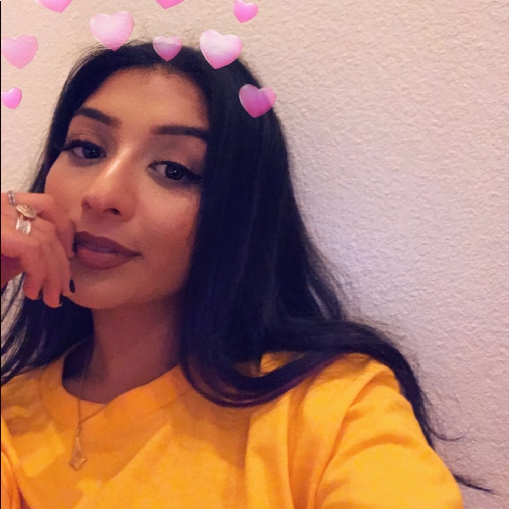 Meet your Posher, Destiny