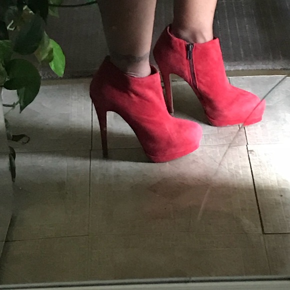 Bootie - Picture 3 of 4