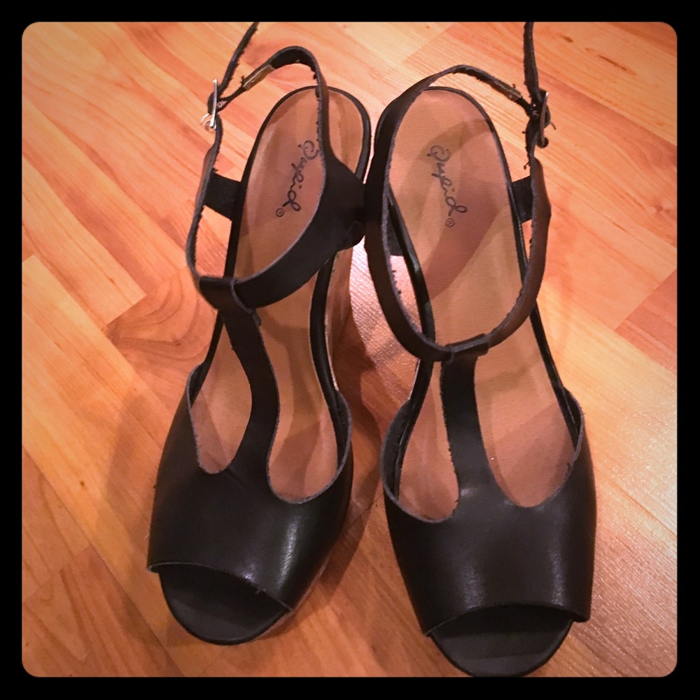 Beautiful black wedge