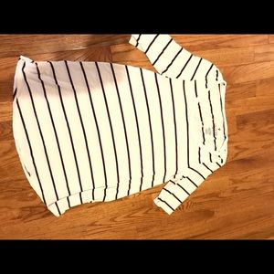 American Eagle soft & sexy t