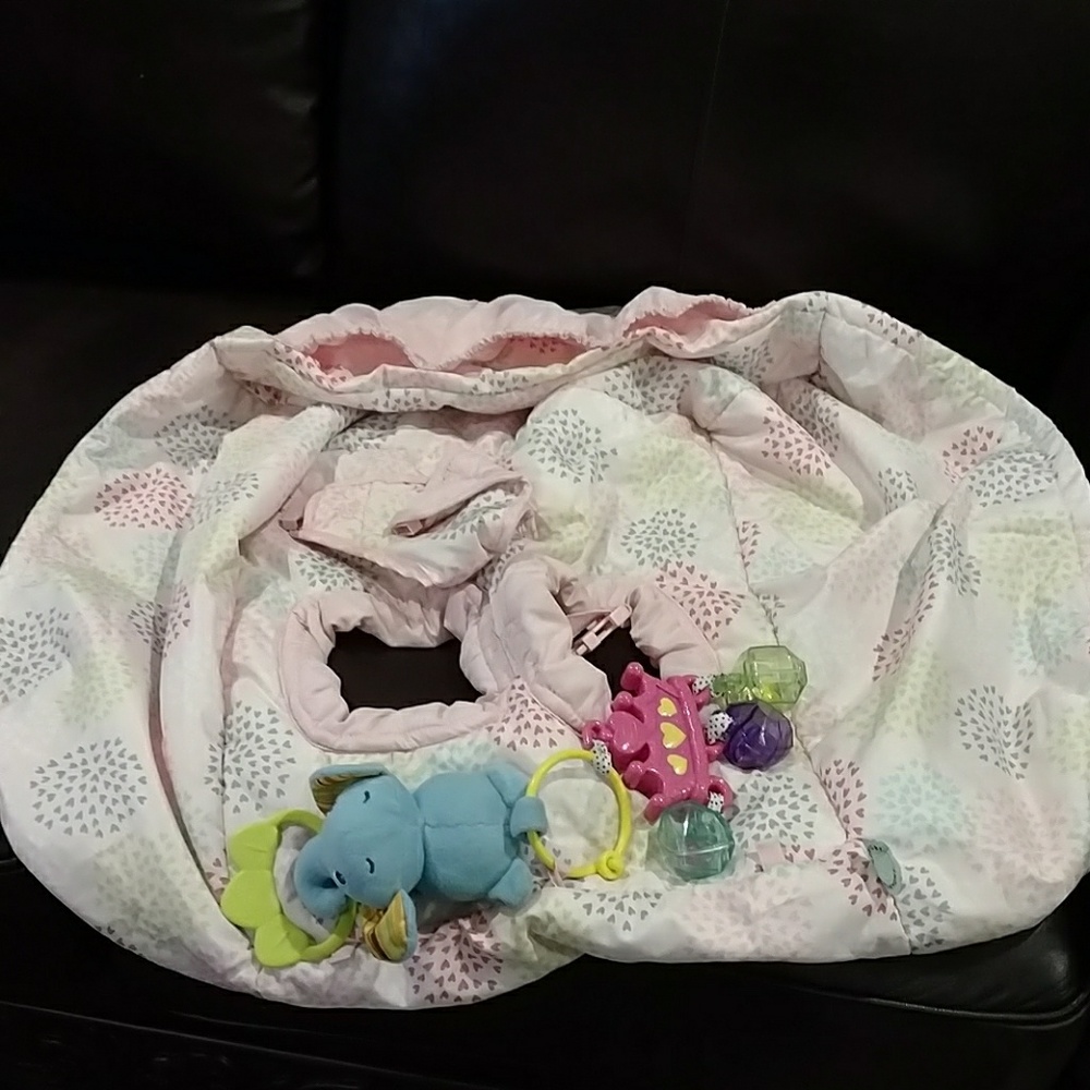Shopping cart cover used a handful of times EUC