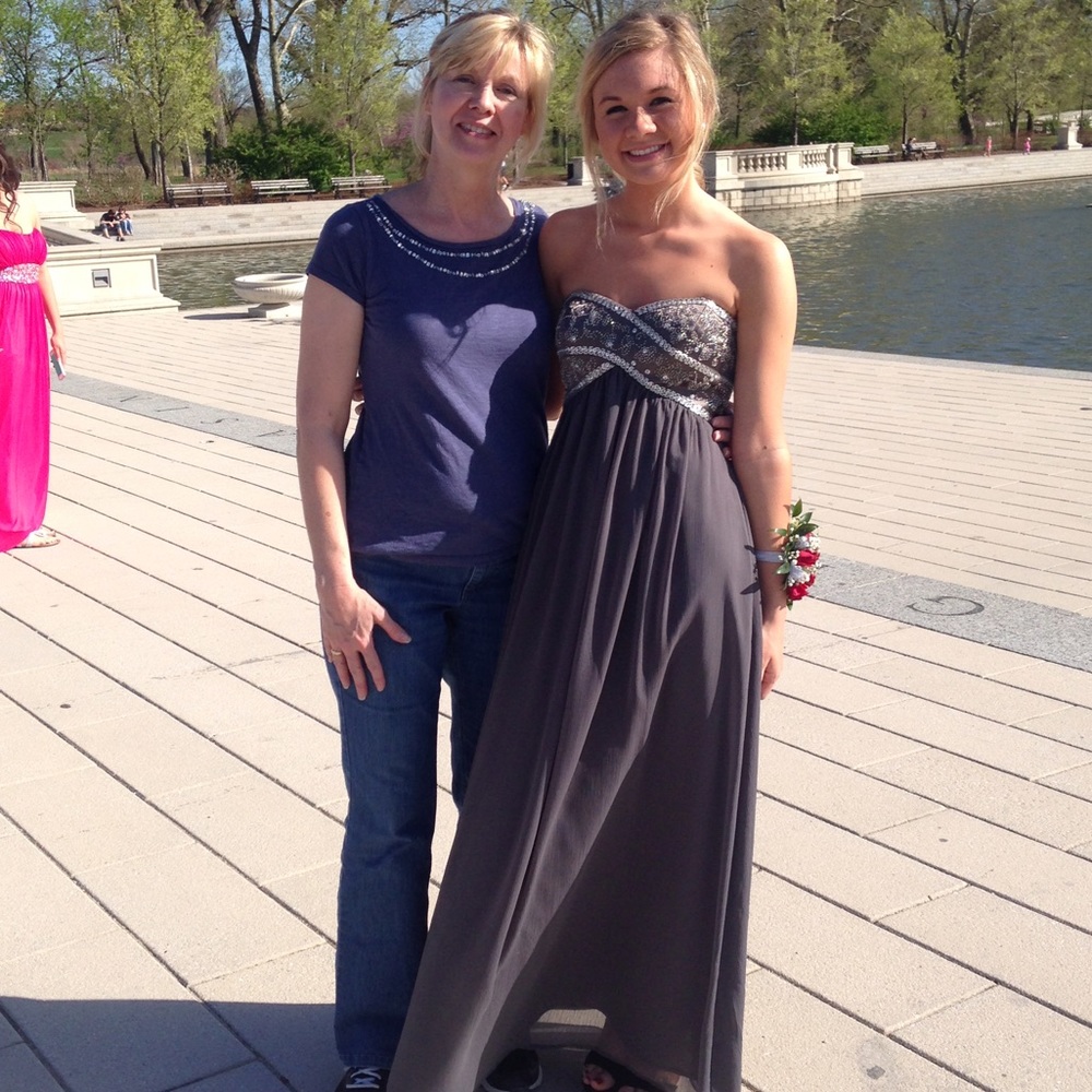 gray sequined size 2 David's Bridal PROM DRESS!