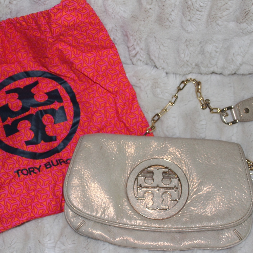 Tory Burch Gold Saffiano Logo Clutch - Picture 8 of 8
